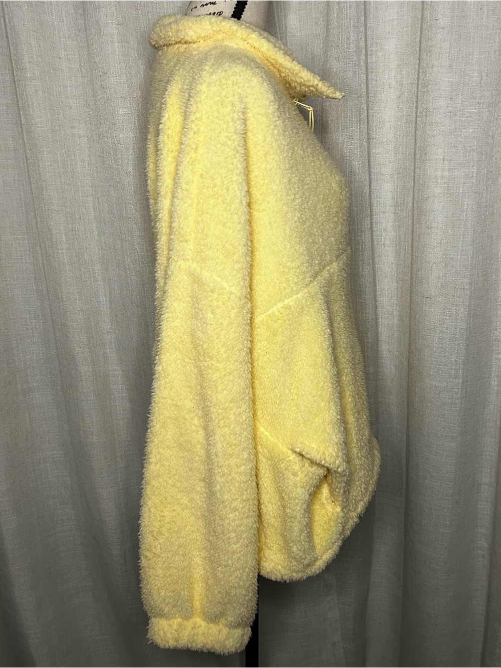 No Boundaries Women's Yellow XL Plush Half-Zip Pullover - Picture 2 of 5